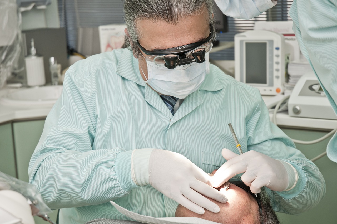 ESPECIALISTA EN PRINCIPIOS DE ODONTOLOGÍA Y PERIODONCIA